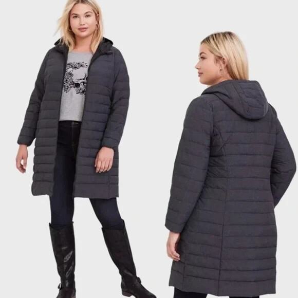 Torrid Size 3 Lightweight Packable Puffer Coat Gray with hood and pockets - Picture 1 of 7